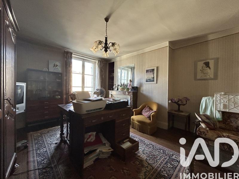 Maison - 197 m² - 9 pièces