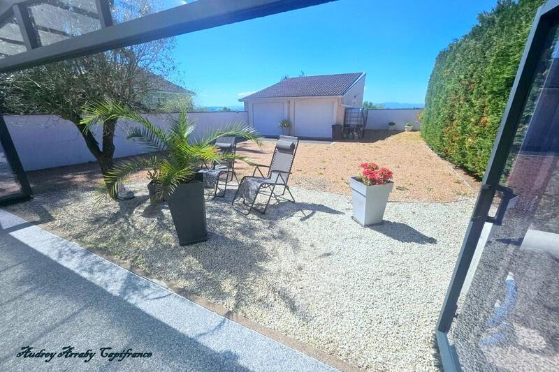 Maison - 99 m² - 4 pièces