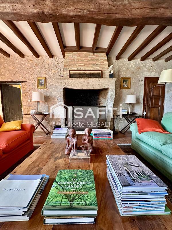 Maison - 550 m² - 16 pièces