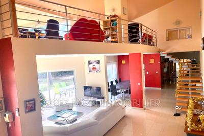 Villa - 340 m² - 9 pièces