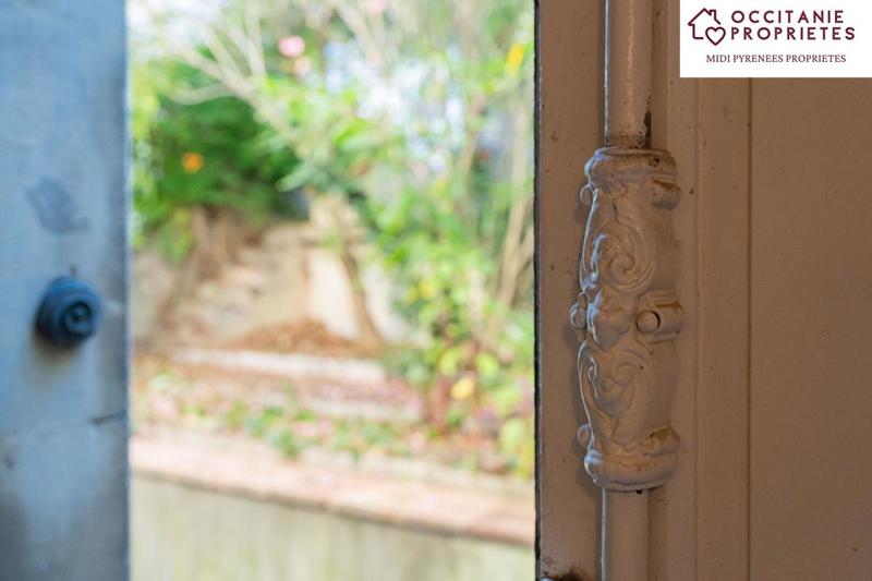 Maison de village - 282 m² - 8 pièces