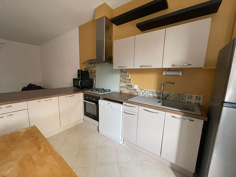 Maison - 108 m² - 9 pièces