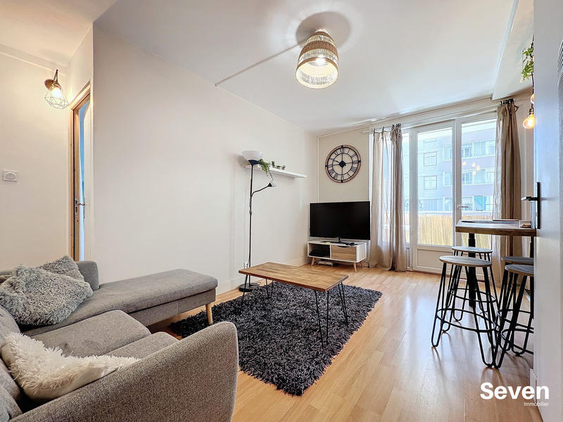 Appartement - 80 m² - 4 pièces