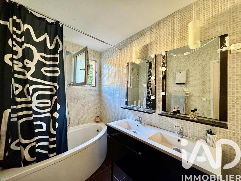 Maison - 82 m² - 3 pièces