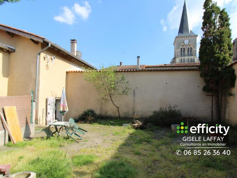 Maison - 324 m² - 10 pièces