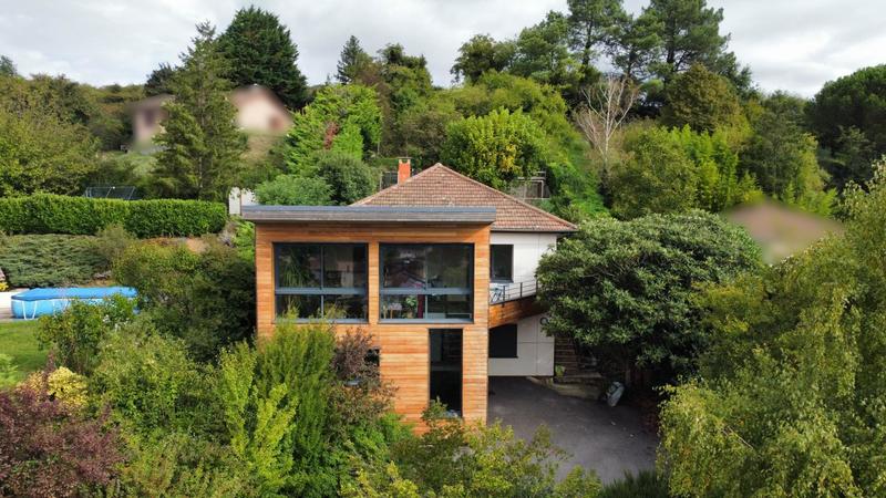 Maison - 192 m² - 5 pièces