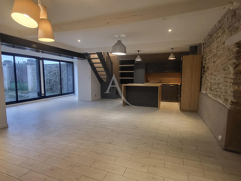 Maison - 105 m² - 3 pièces