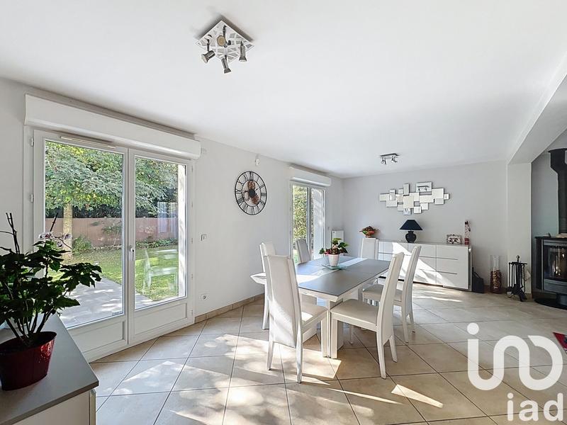 Maison - 167 m² - 8 pièces