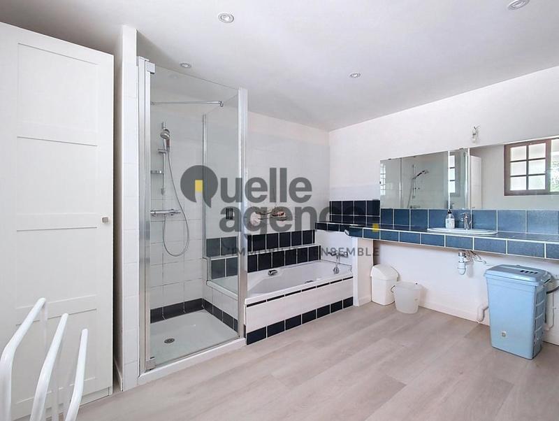 Longère - 220 m² - 9 pièces