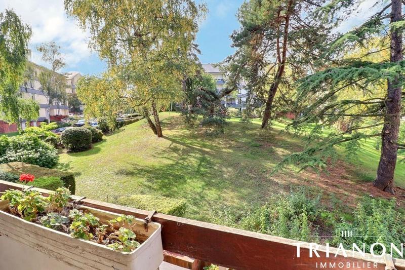 Appartement - 138 m² - 5 pièces