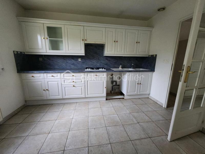 Maison traditionnelle - 98 m² - 4 pièces