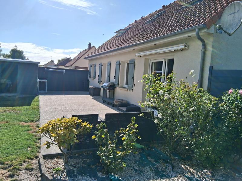 Maison - 110 m² - 6 pièces