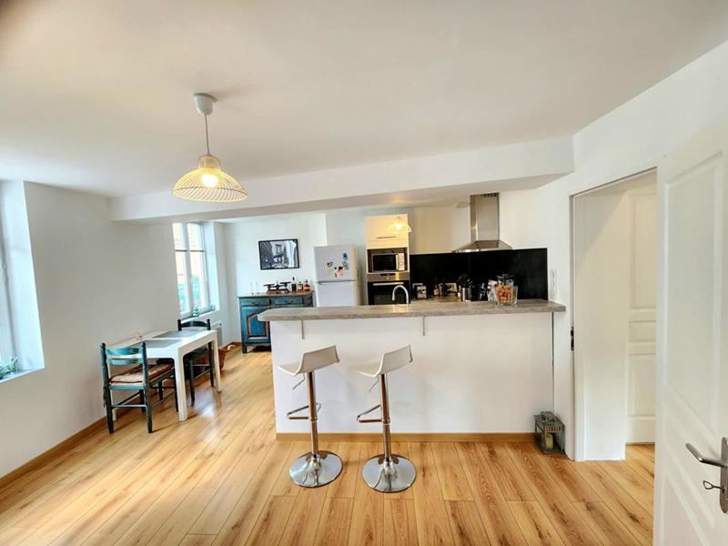 Maison - 94 m² - 5 pièces