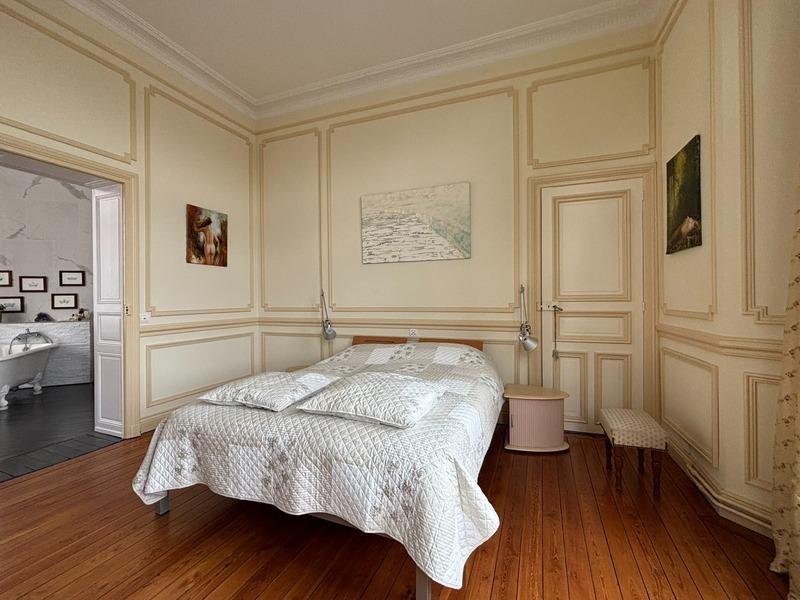 Maison bourgeoise - 336 m² - 12 pièces