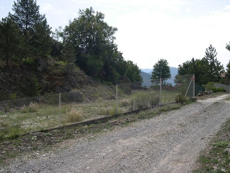 Terrain constructible - 2 000 m²