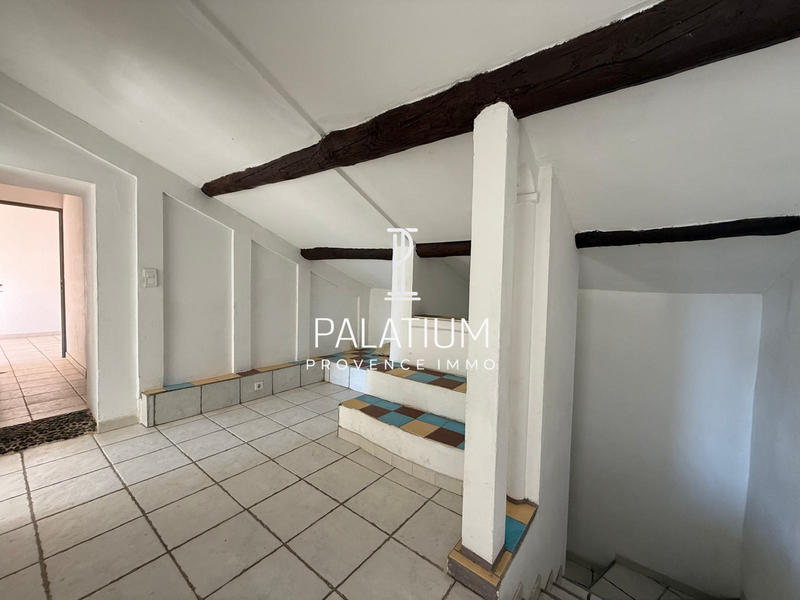 Maison - 336 m² - 12 pièces
