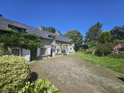 Propriété - 193 m² - 7 pièces