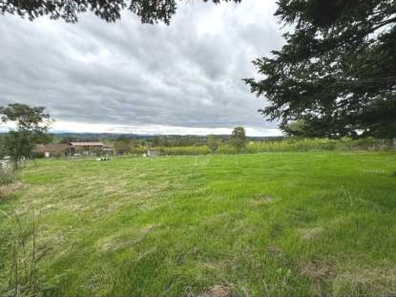 Terrain constructible - 1 398 m²
