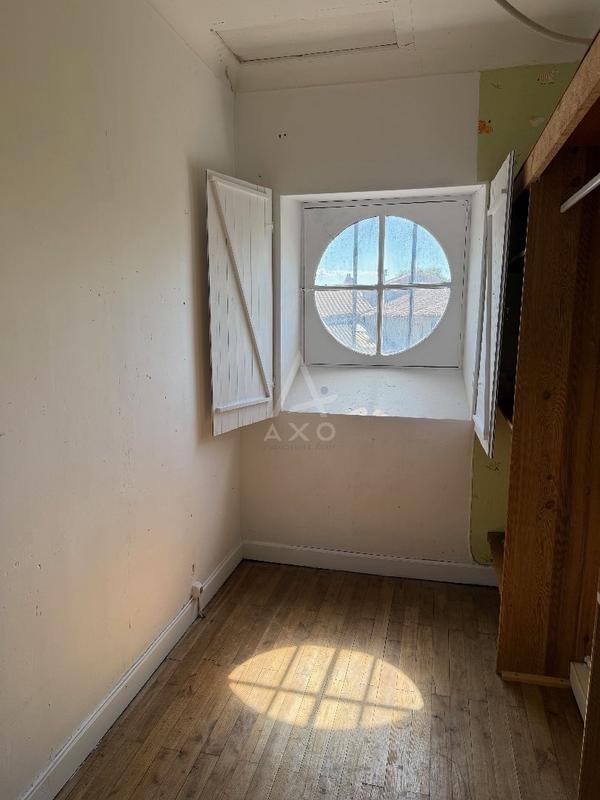 Maison - 122 m² - 5 pièces