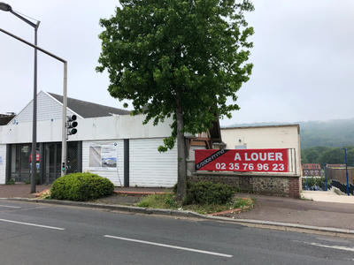 Local commercial - 940 m²