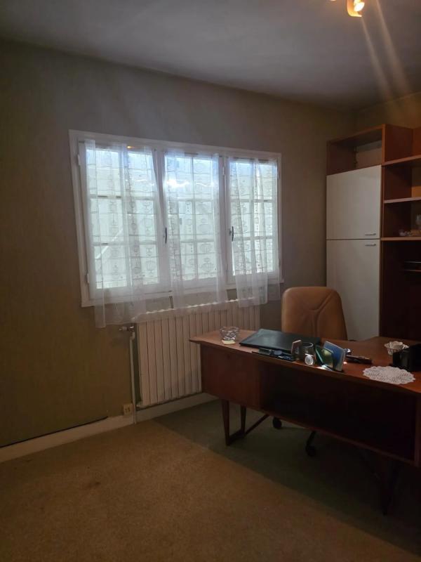 Maison - 174 m² - 8 pièces