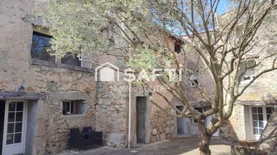 Maison - 191 m² - 7 pièces