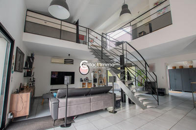 Maison - 150 m² - 4 pièces