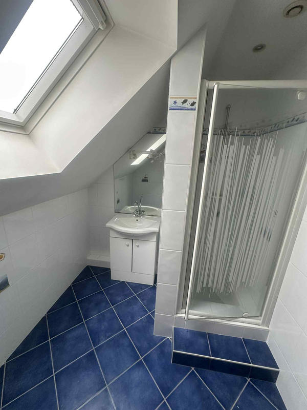 Maison - 300 m² - 6 pièces