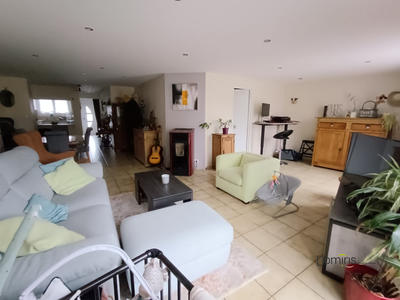 Maison - 94 m² - 4 pièces