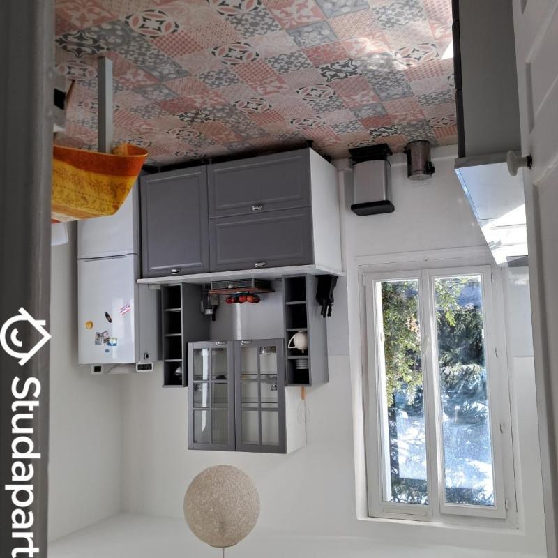 Chambre - 75 m² - 1 pièce