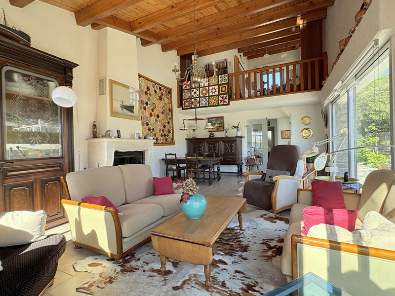 Maison - 160 m² - 7 pièces