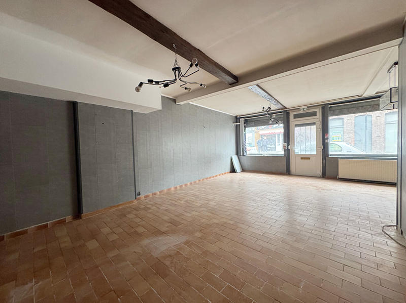 Local commercial - 64 m² - 2 pièces