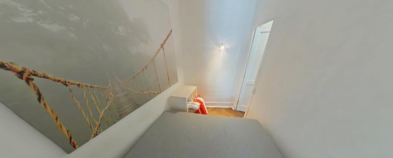 Studio - 50 m² - 1 pièce