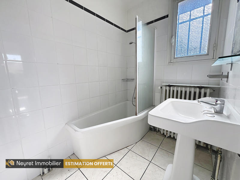 Maison - 96 m² - 4 pièces