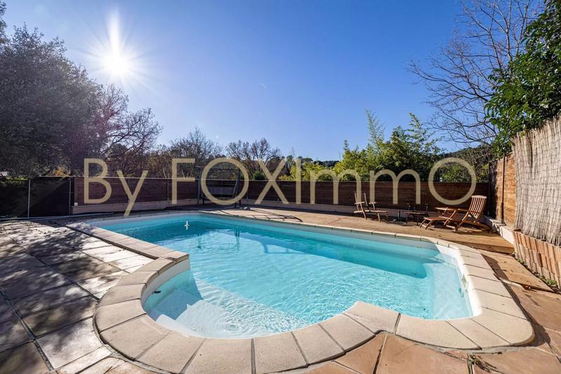 Villa - 220 m² - 7 pièces