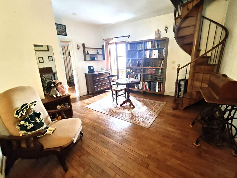 Maison - 100 m² - 6 pièces