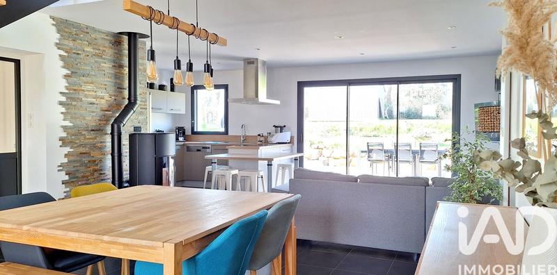 Maison - 133 m² - 6 pièces