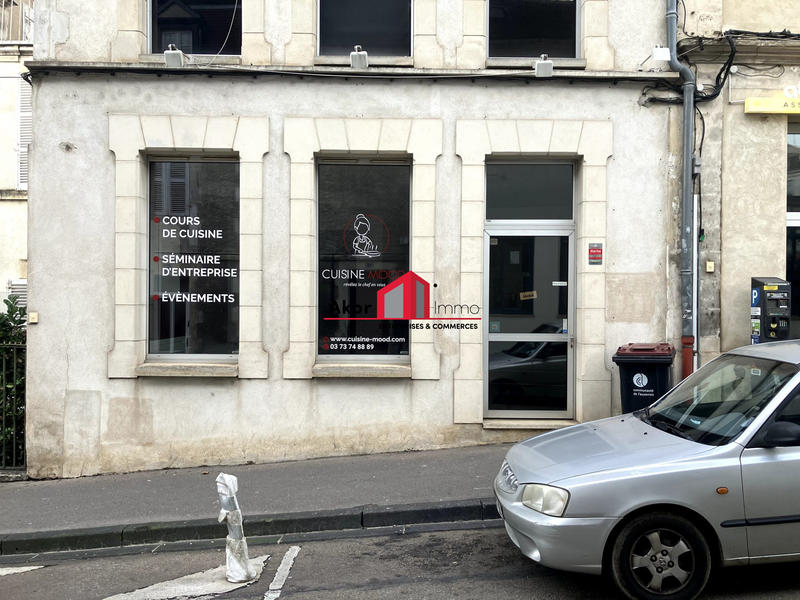 Local commercial - 105 m²