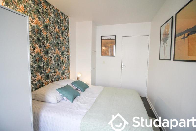 Chambre - 10 m² - 1 pièce