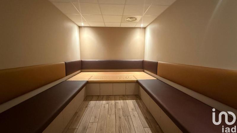 Local commercial - 136 m²