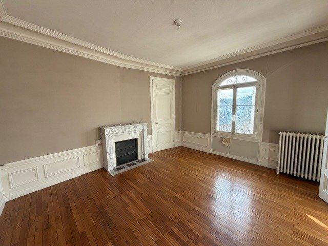 Appartement - 79 m² - 3 pièces