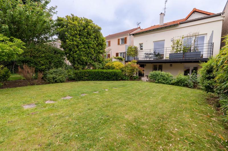 Maison - 156 m² - 6 pièces