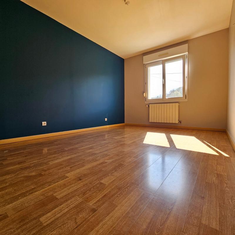 Maison - 172 m² - 6 pièces