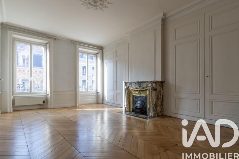 Appartement - 130 m² - 4 pièces