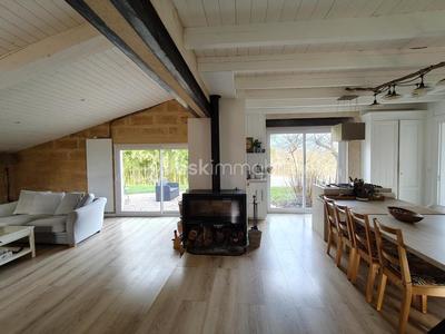 Maison en pierre - 144 m² - 4 pièces