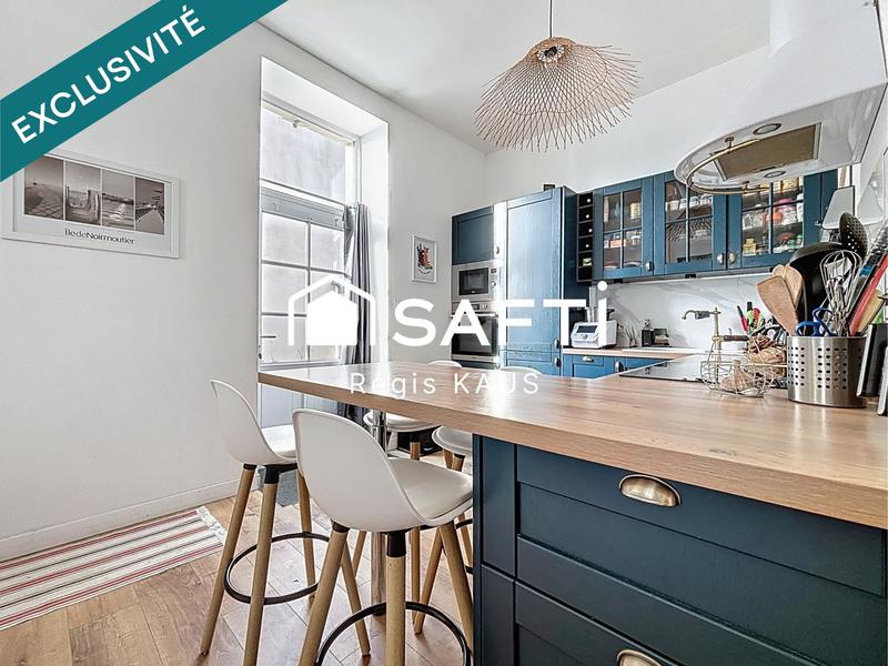 Maison - 220 m² - 8 pièces