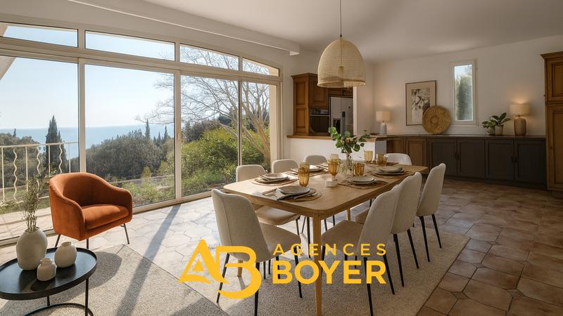 Maison - 331 m² - 9 pièces