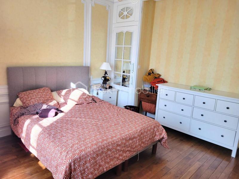 Maison de ville - 182 m² - 9 pièces