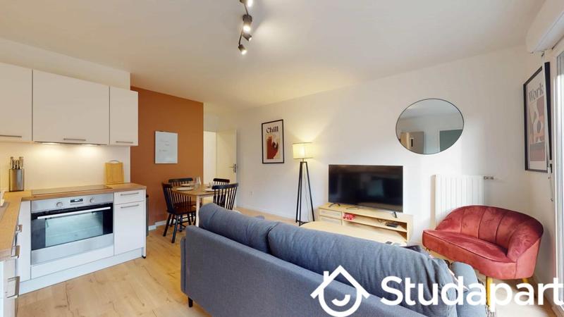 Chambre - 9 m² - 1 pièce