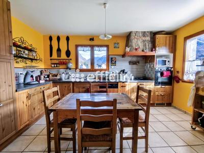 Villa - 140 m² - 6 pièces